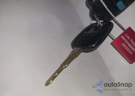 2004 Mercury Grand Marquis Ls from USA, damaged, VIN 2MEFM75W14X616817